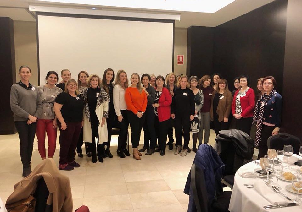 Se está constituyendo Charter100 Tenerife