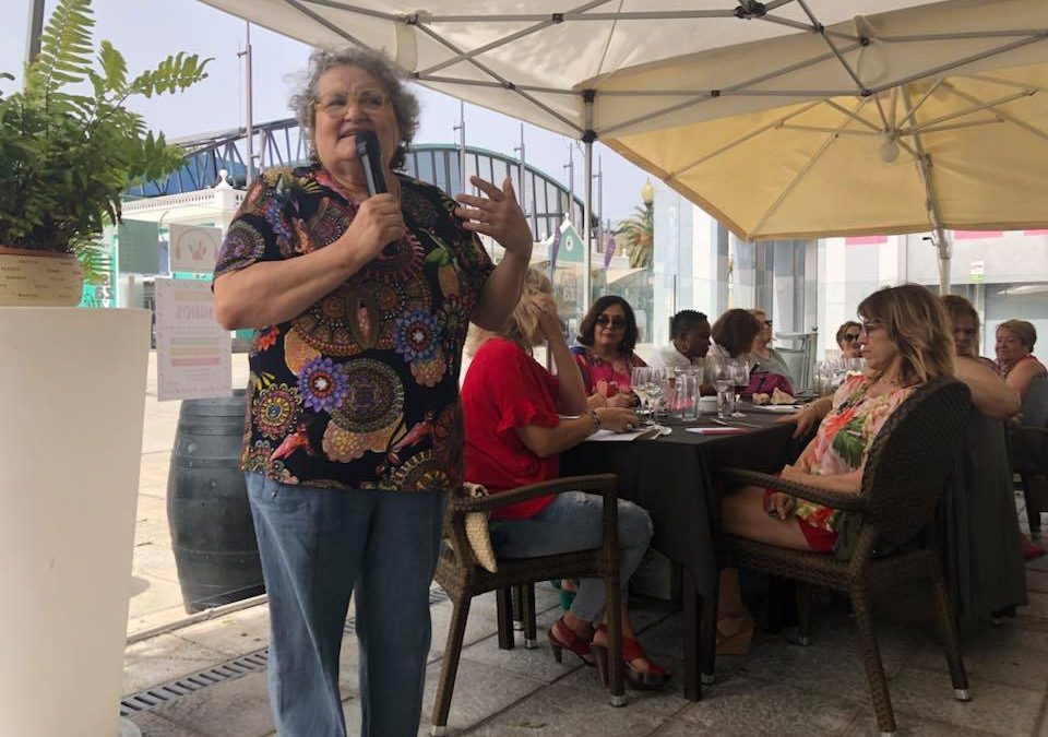 La escritora Marrero Berbel imparte un curso de microrrelatos en Cháter 100 Gran Canaria
