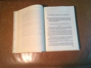 Las leyes apoyan las acciones contra el maltrato a la mujer.